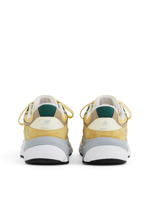 990v6 Made in USA Sneakers - Image 3