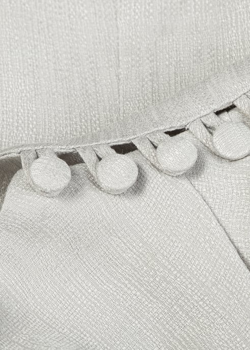 BENU Perlenfarbene Bluse mit Knöpfen - Image 6