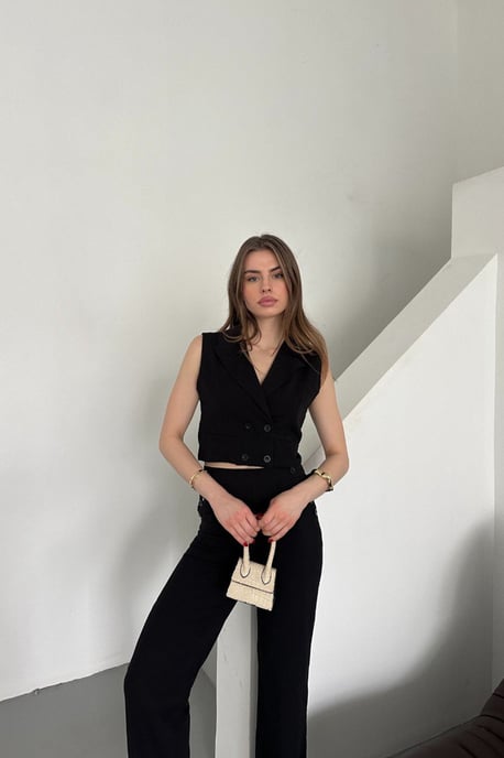 MyFashion Hochtailliertes Zweiteiler-Set mit V-Ausschnitt, Knopfleiste und weitem Bein - Schwarz - Image 3