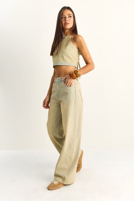 Hochtailliertes Denim-Haltertop und weit geschnittene Hose Set - Image 6