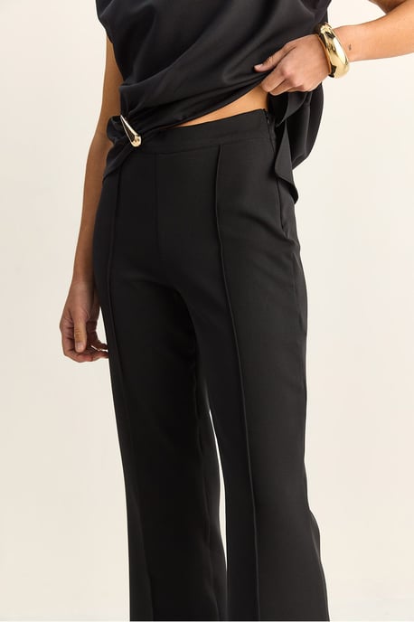 Hochtailliertes Flared-Leg Co-Ord-Set - Image 6