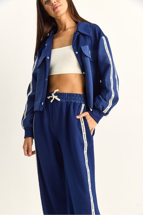 Gestreiftes Mid-Waist Zweiteiliges Set mit Tasche - Image 6
