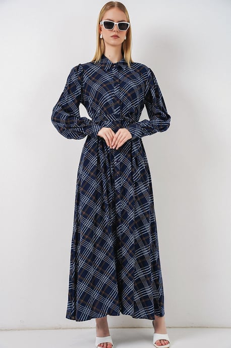 Kariertes Midi-Hemdkleid mit Knopfverschluss - Image 4