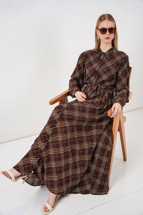Kariertes Midi-Shirtkleid mit Knopfverschluss - Image 3