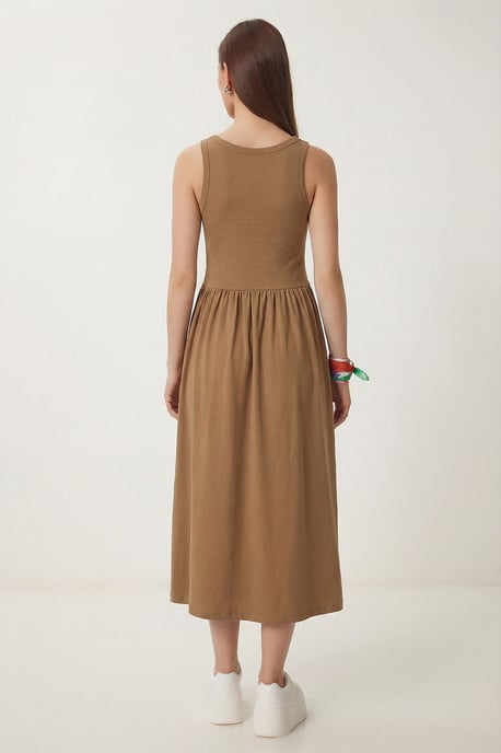 Ärmelloses Midi-Kleid mit Rundhalsausschnitt - Image 4