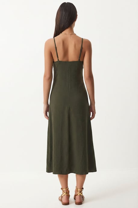 V-Ausschnitt Ärmelloses Midi Unterkleid - Image 5