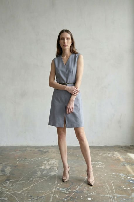 Gürtel-Midi-Shift-Kleid - Image 4