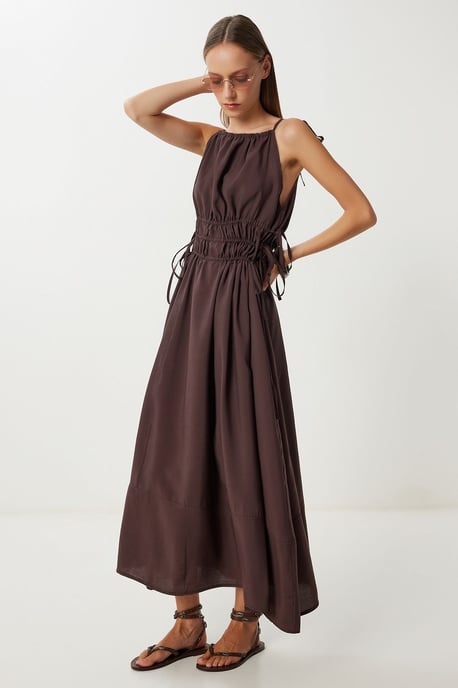 Halterneck Midi-Kleid mit Schleifen-Detail - Image 1