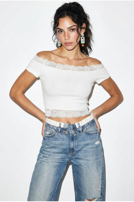 Schulterfreie, spitzenverzierte Crop-Bluse - Image 1