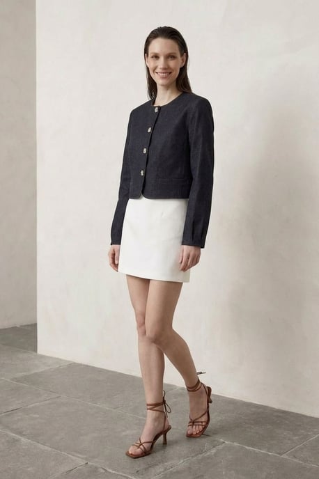 Maßgeschneiderte Kurzjacke mit Knopfschluss - Image 5