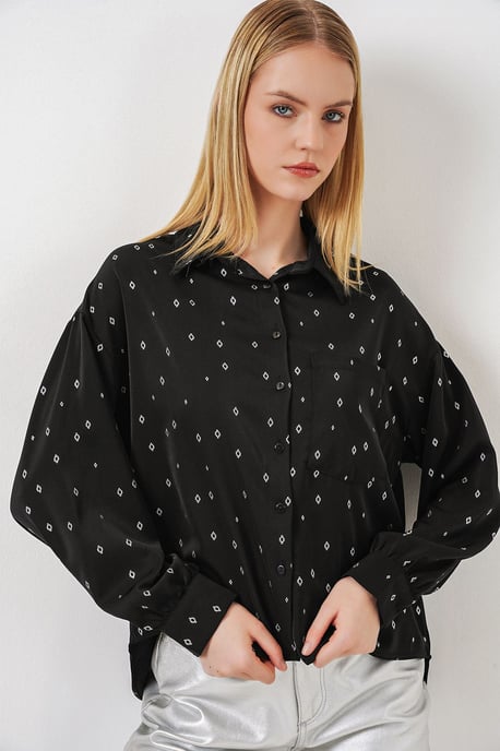 Übergroßes Langarmshirt mit Druck und Tasche - Image 4