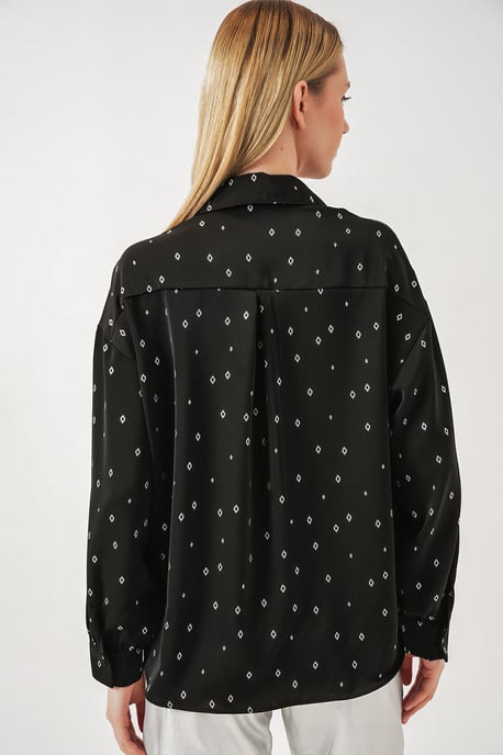 Übergroßes Langarmshirt mit Druck und Tasche - Image 6
