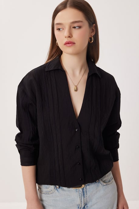 Oversized Hemdbluse mit strukturiertem Gewebe - Image 1