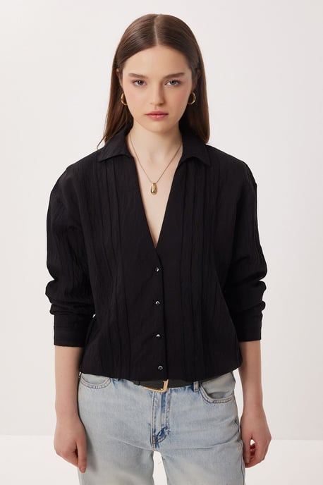 Oversized Hemdbluse mit strukturiertem Gewebe - Image 2