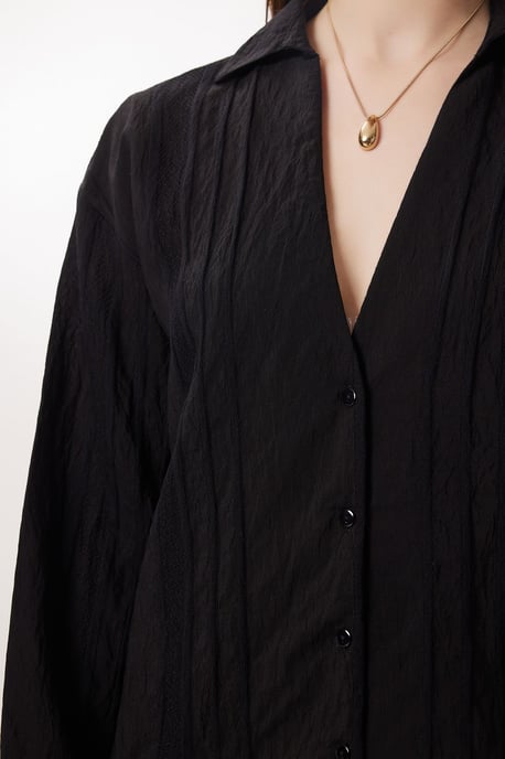 Oversized Hemdbluse mit strukturiertem Gewebe - Image 5