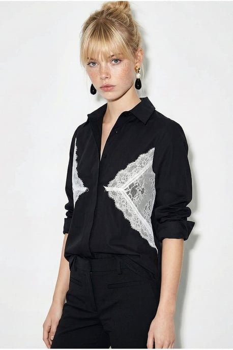Bluse mit Spitzendetails und Knopfleiste - Image 2