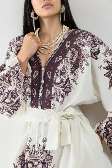 Kleid mit Gürtel und V-Ausschnitt im Paisleymuster - Image 6