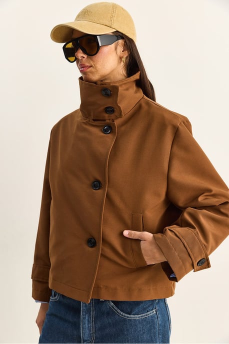 Kurzer Trenchcoat mit Mandarinkragen - Image 6