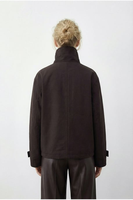 Kurzer Trenchcoat mit Mandarin-Kragen - Image 6