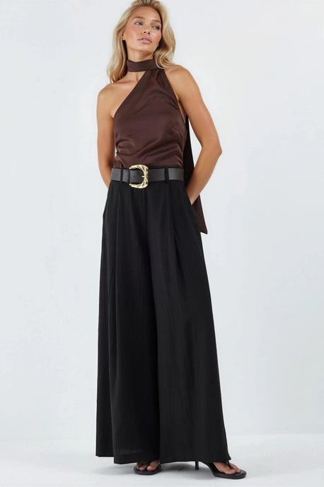 Hoch geschnittene weite Hosen mit Falten - Image 6