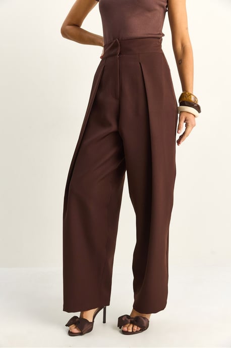 Hochtaillierte weite Hosen mit Falten - Image 5