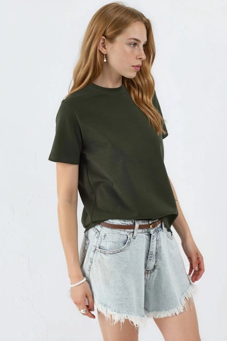 Einfaches Rundhals-T-Shirt - Image 2