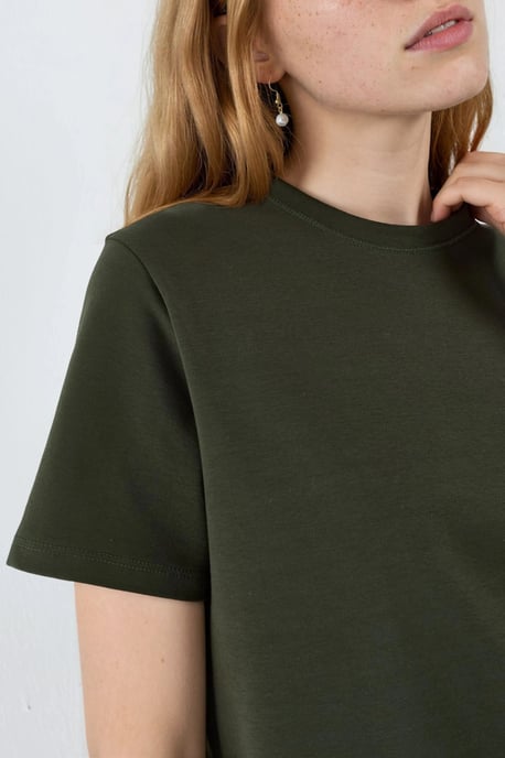 Einfaches Rundhals-T-Shirt - Image 6