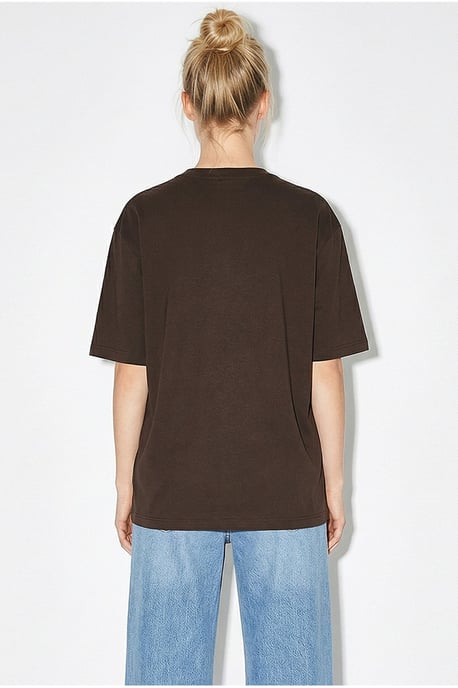 Besticktes T-Shirt mit Rundhalsausschnitt, lässige Passform - Image 5