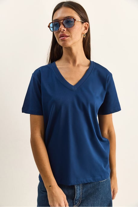 Komfort Fit V-Ausschnitt Kammgarn Baumwoll-T-Shirt - Image 3