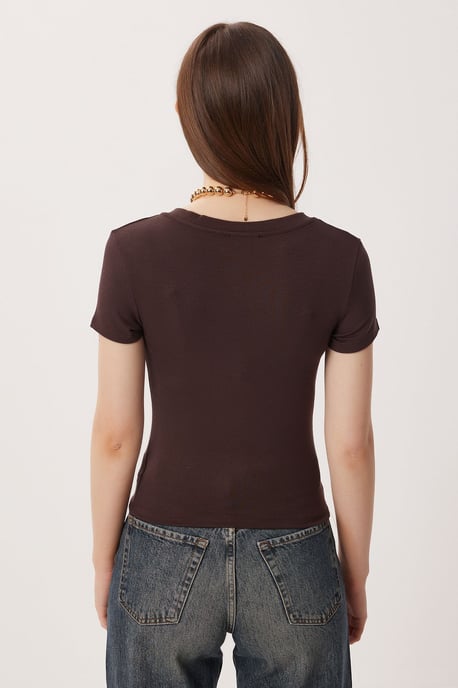 Basic V-Ausschnitt Slim Fit T-Shirt - Image 5