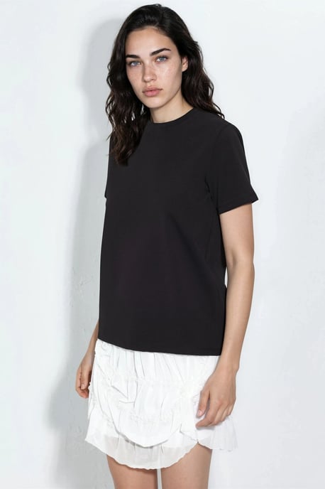 Einfaches Rundhals-T-Shirt - Image 2