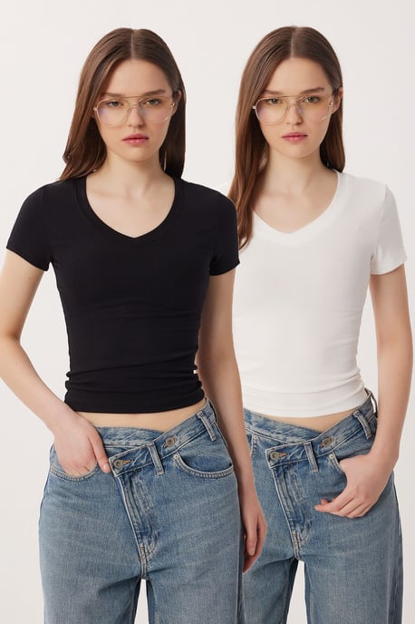 Basic V-Ausschnitt Baumwollmix T-Shirt - Image 1