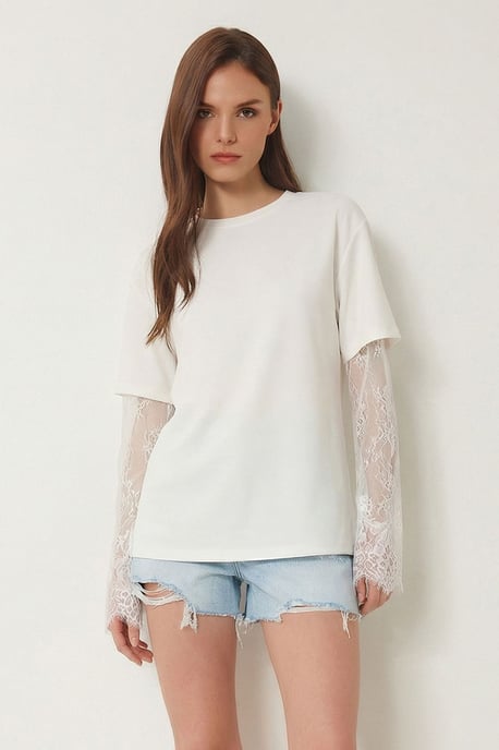 Übergroßes Rundhals-T-Shirt - Image 2