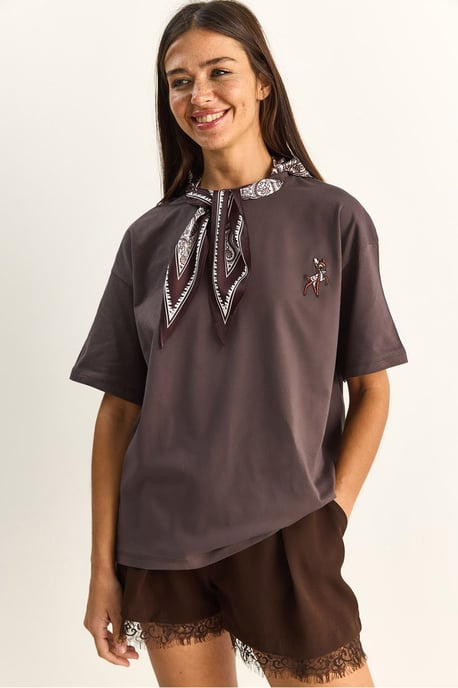 Lockere Passform Rundhals besticktes T-Shirt - Image 1