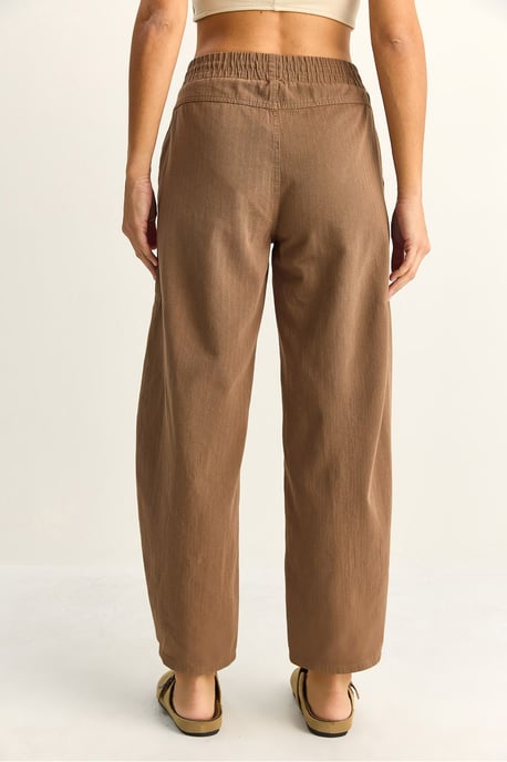 Elastische Taillierte gerade Leggings mit Taschen - Image 6