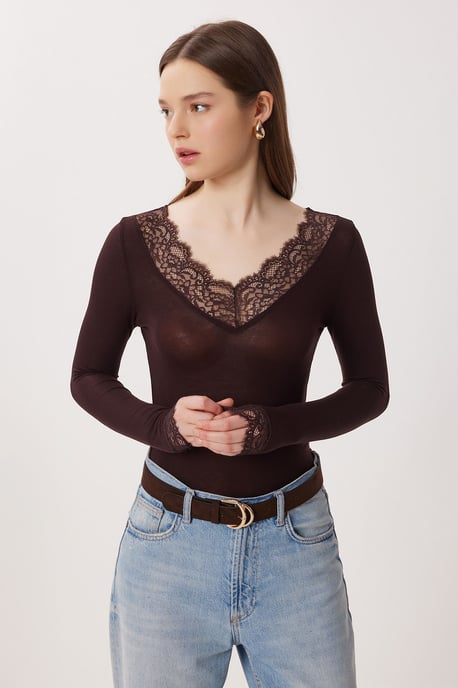 Spitzen-V-Ausschnitt Slim Fit Bluse - Image 4