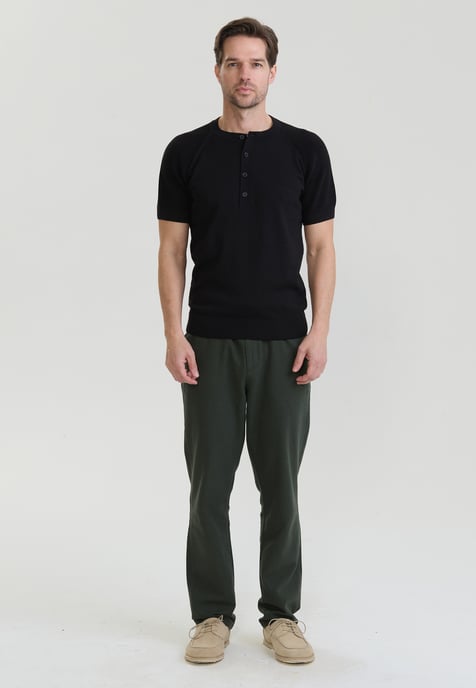 T-Shirt Basic-Strick-T-Shirt Mit Rundhalsausschnitt Und Knöpfen - Image 2