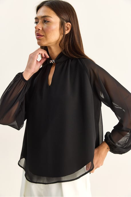 Bluse aus Chiffon mit Mandarinkragen und Steinaccessoire - Image 3