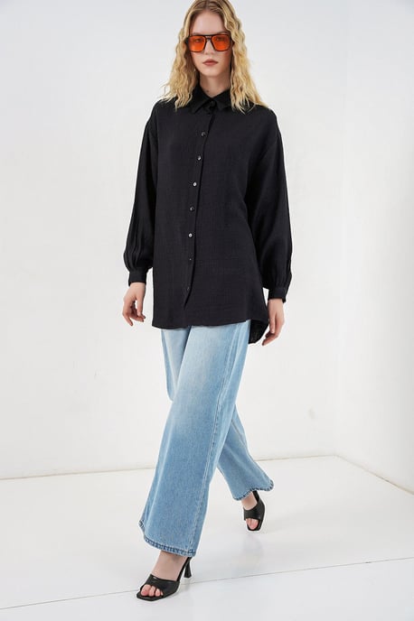 Übergroße Strukturierte Lange Bluse mit Hemdkragen - Image 2