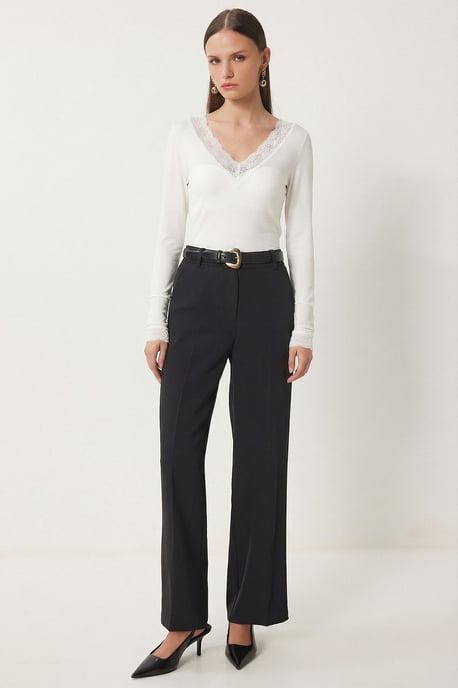 Spitzen-V-Ausschnitt Slim-Fit Bluse - Image 3