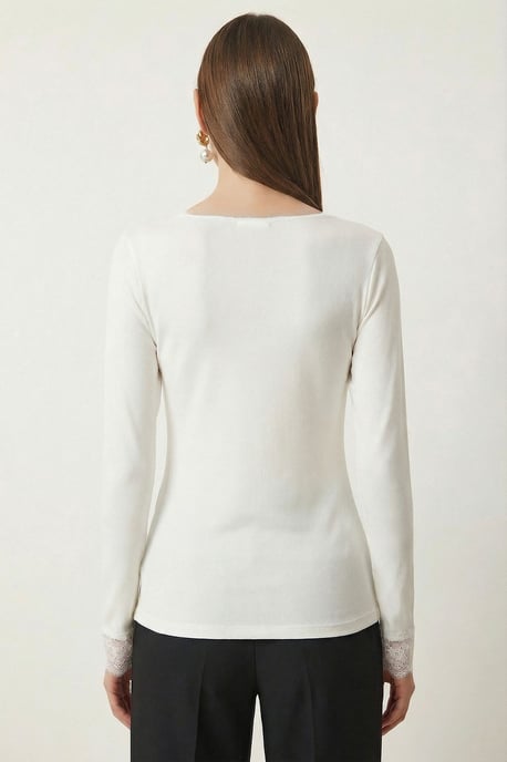 Spitzen-V-Ausschnitt Slim-Fit Bluse - Image 5