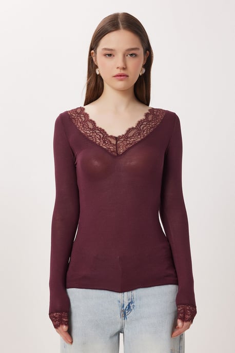 Spitzen-V-Ausschnitt Slim Fit Bluse - Image 4