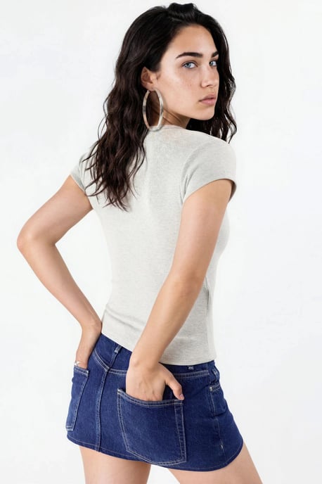 V-Ausschnitt Rippstrick Slim Fit Bluse - Image 3