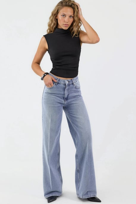 Modal Touch Halb-Turtleneck Crop Top - Image 5