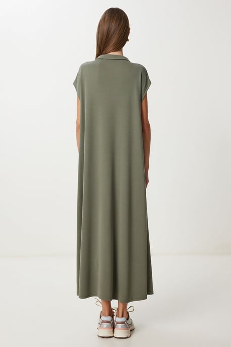 Polo-Kragen Midi-Kleid mit Tasche zum Überziehen - Image 5