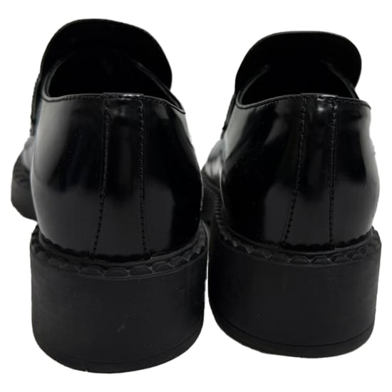 Prada Loafer aus gebürstetem schwarzem Leder - Image 3