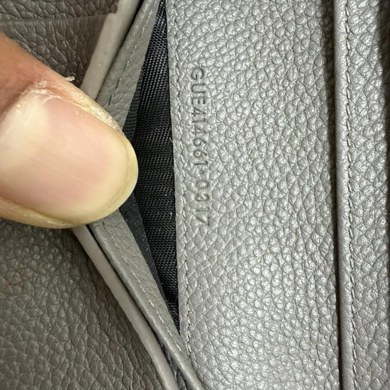 Saint Laurent Grained Zip Compact Rive Gauche Geldbörse aus grauem Leder - Image 5