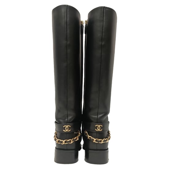 Chanel CC Chain Kniehohe Reitstiefel aus schwarzem Leder - Image 3