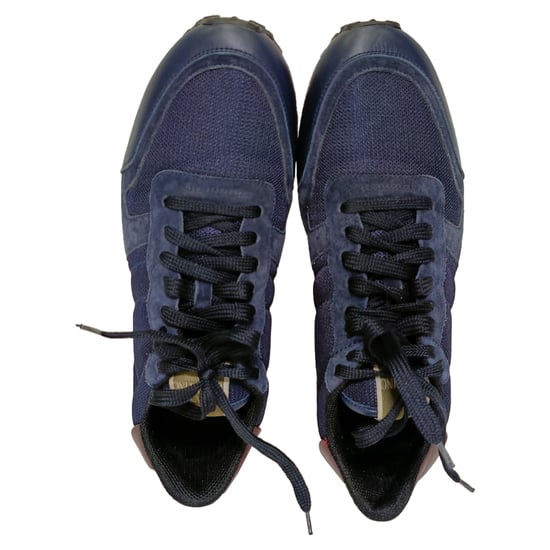 Valentino Garavani Rockrunner Sneakers in Marineblau Mixed Media - Image 5