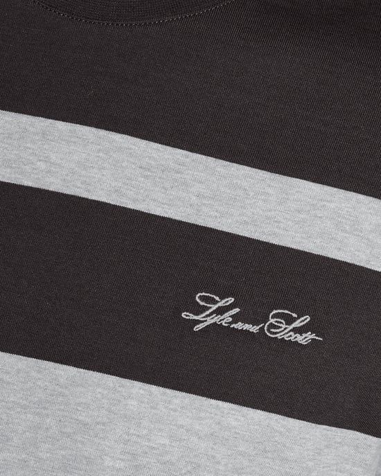 Lässiges gestreiftes T-Shirt - Image 6